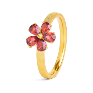 Bernd Wolf Ring Marga mit Granat